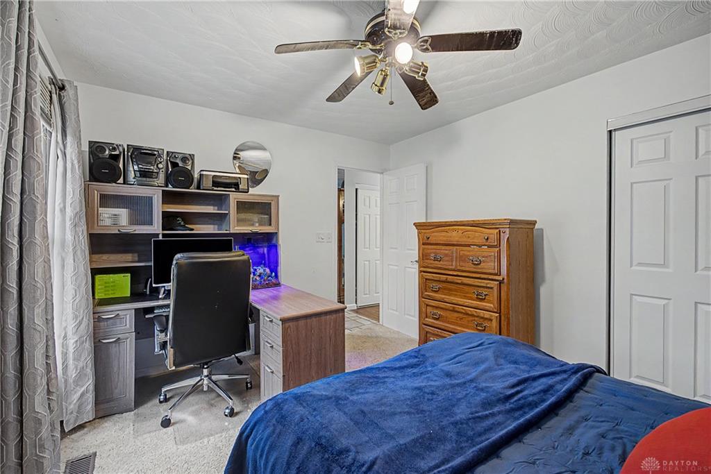 550 Unger Property Photo 33