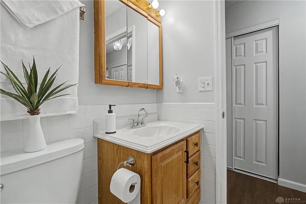 550 Unger Property Photo 37