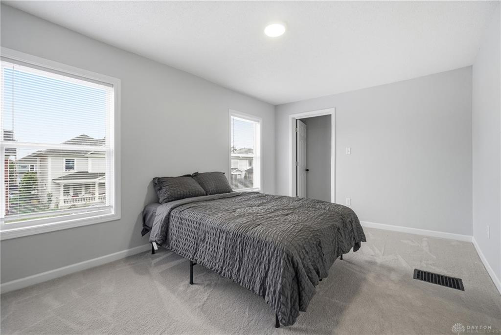 716 Wellmeier Property Photo 35