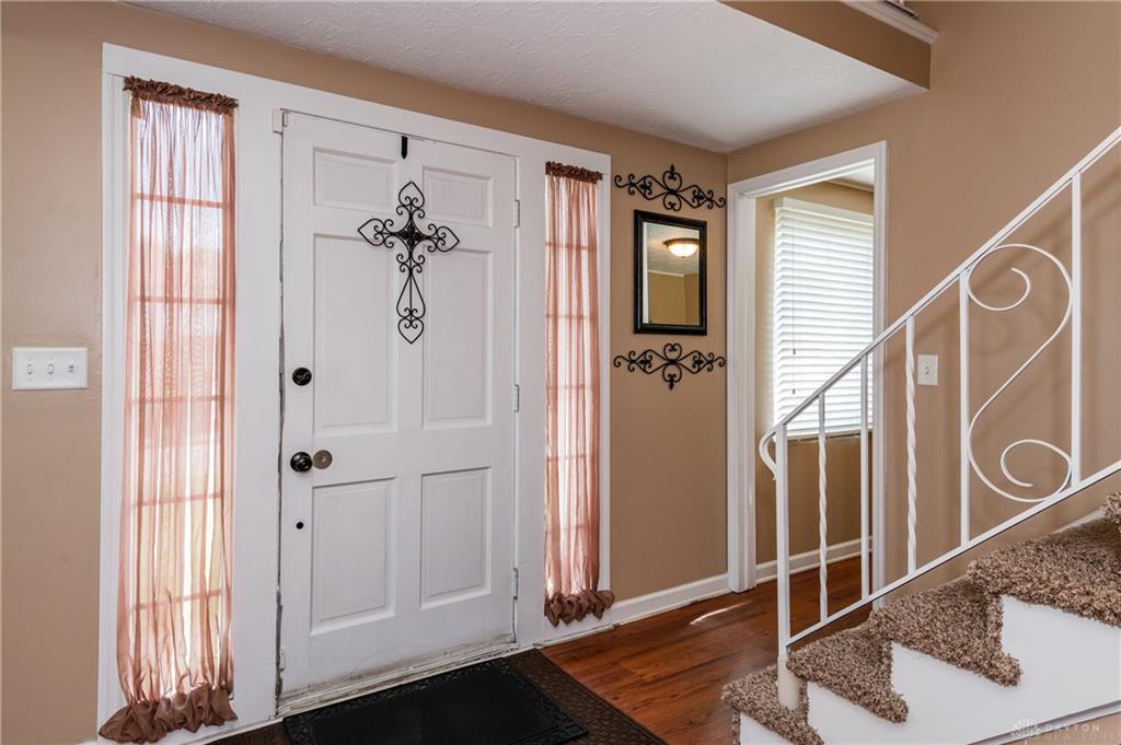 6520 Larcomb Property Photo 4