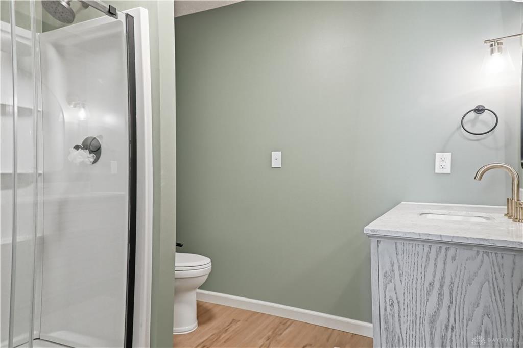 718 Greyhound Property Photo 10