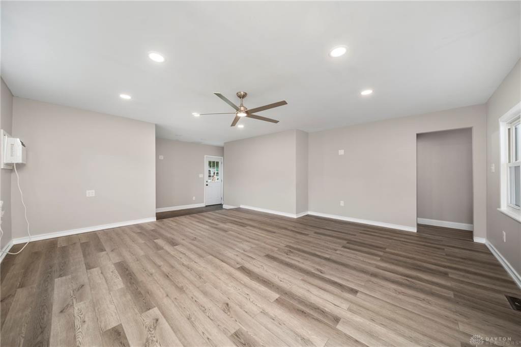 6006 Hyacinth Property Photo 19