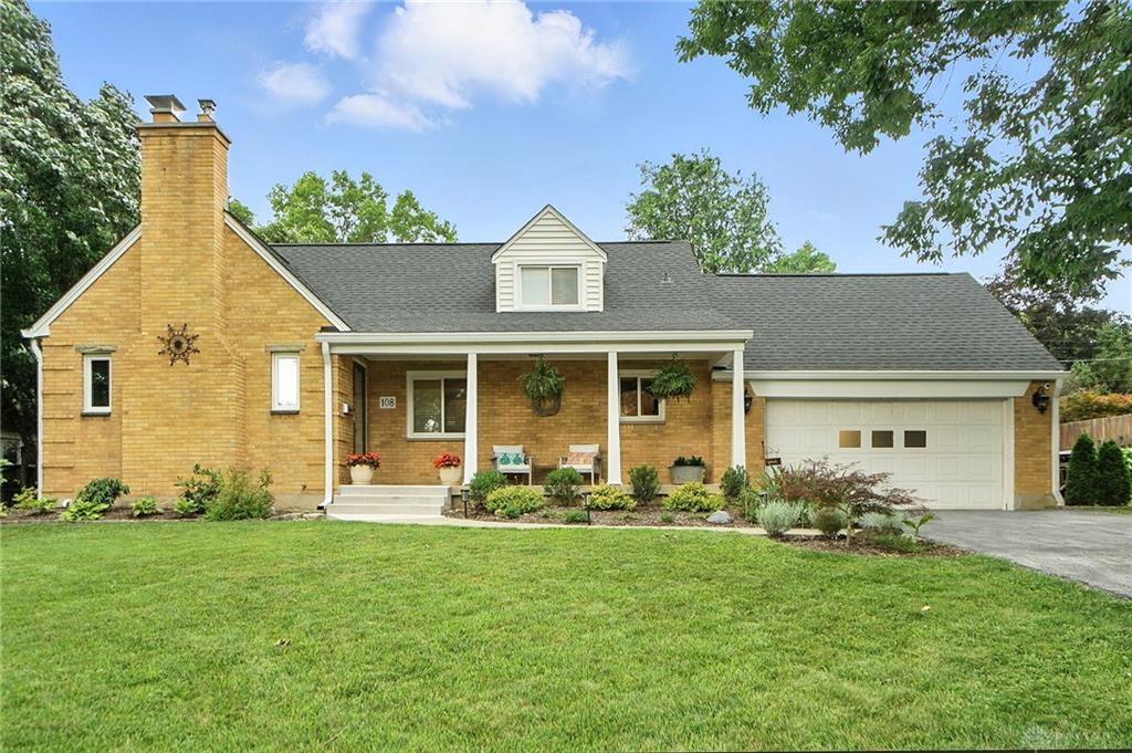 108 Napoleon Property Photo 1