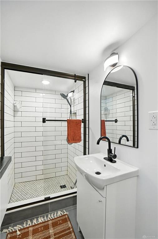 108 Napoleon Property Photo 40