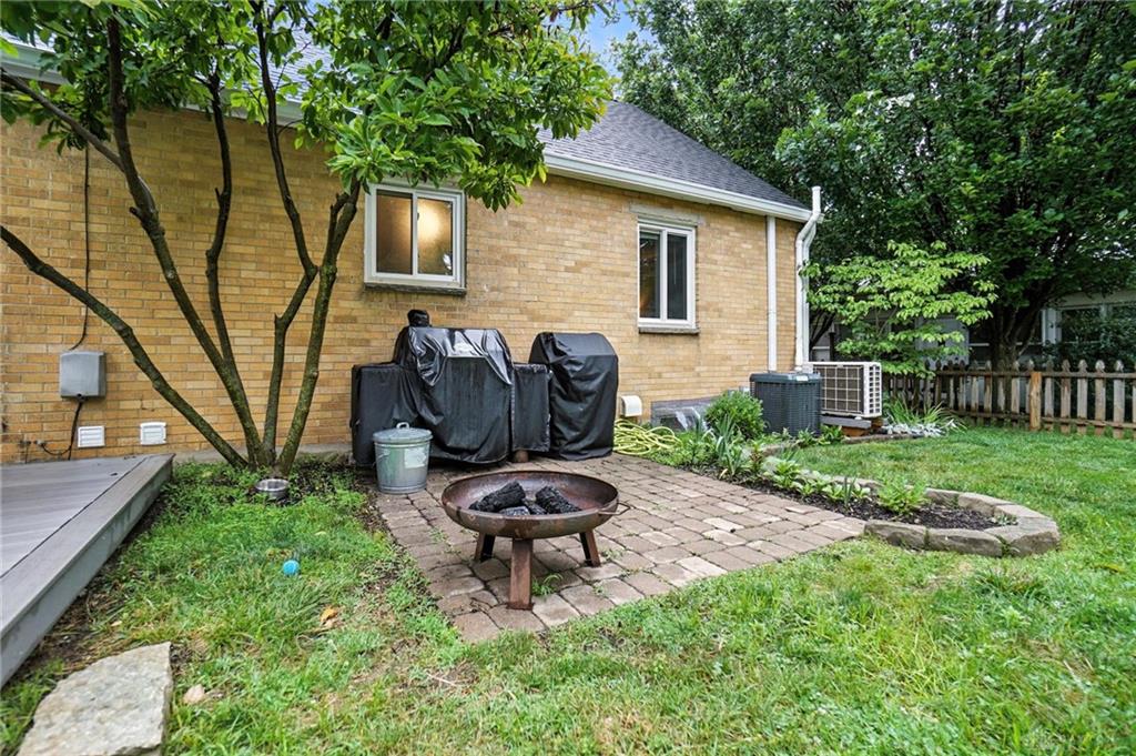 108 Napoleon Property Photo 53