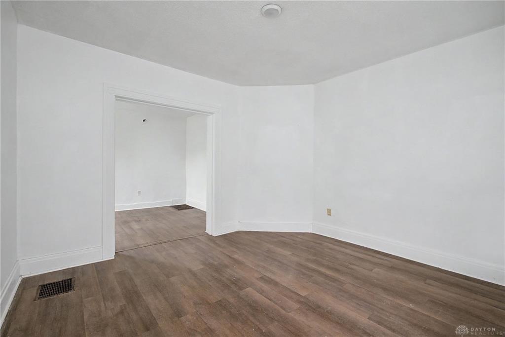 1705 W 5th Property Photo 33