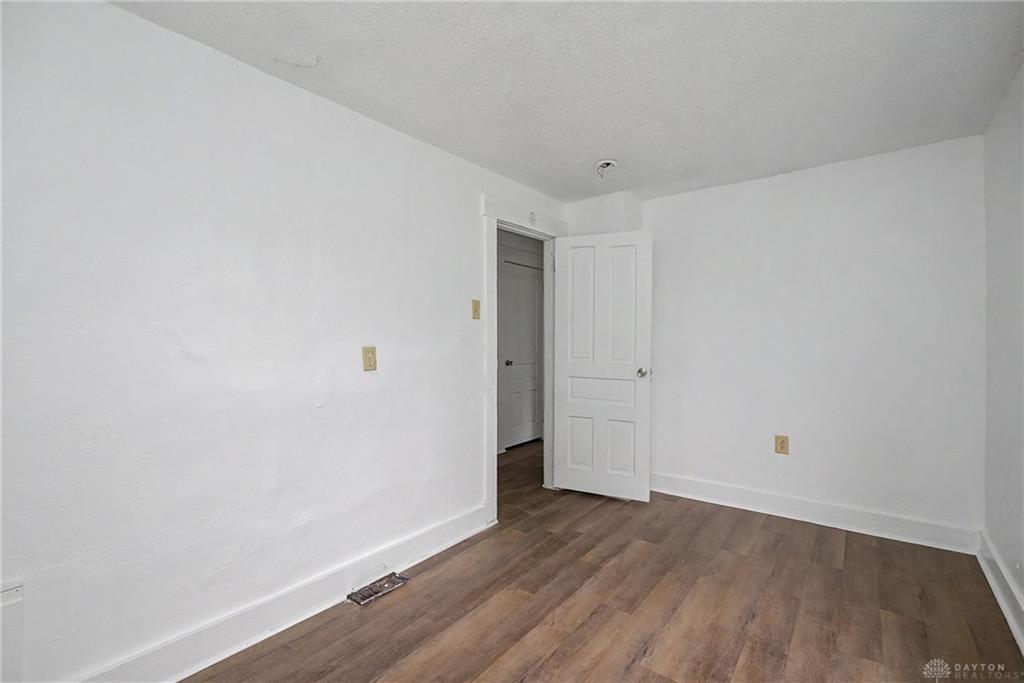 1705 W 5th Property Photo 49