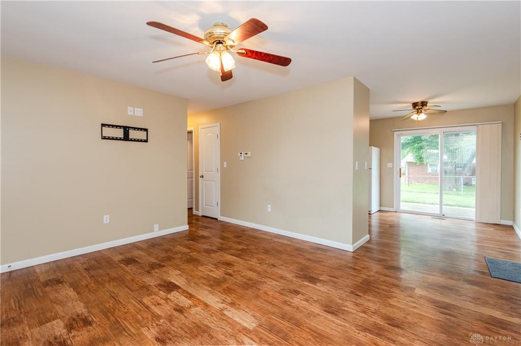 1367 Sheridan Property Photo 7