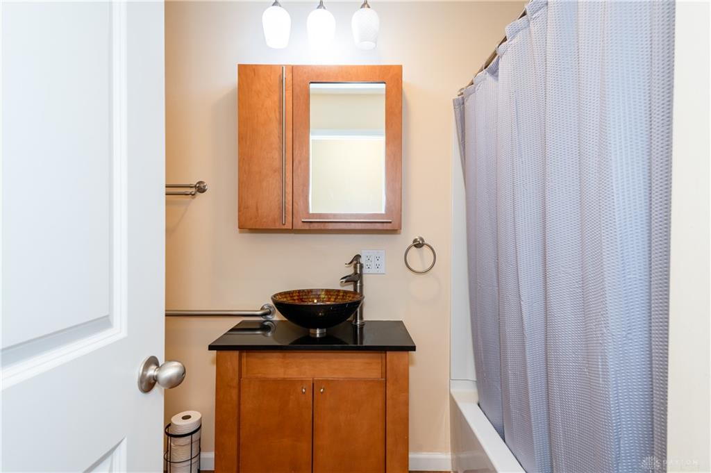 1367 Sheridan Property Photo 28