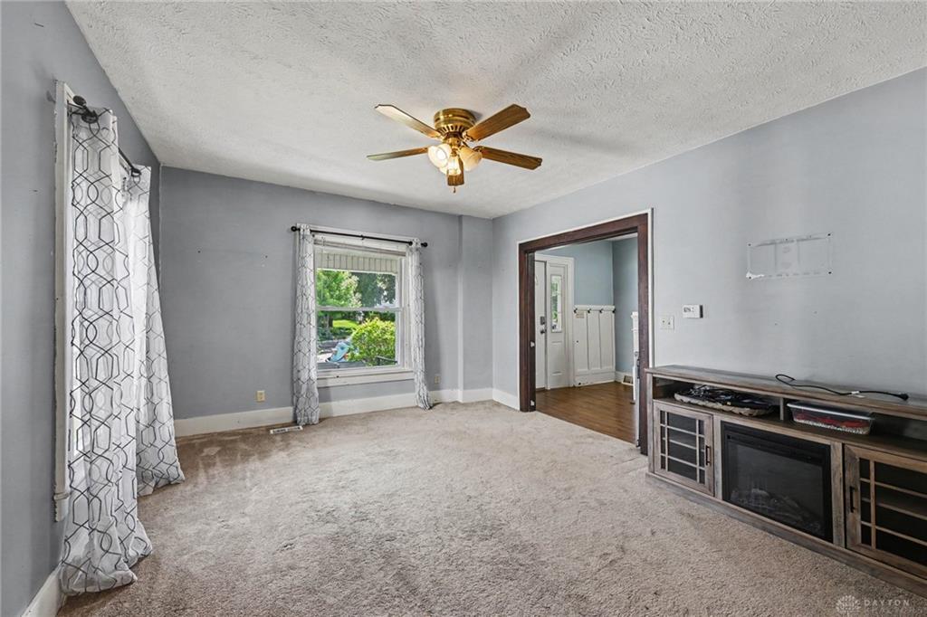 1110 Scudder Property Photo 7