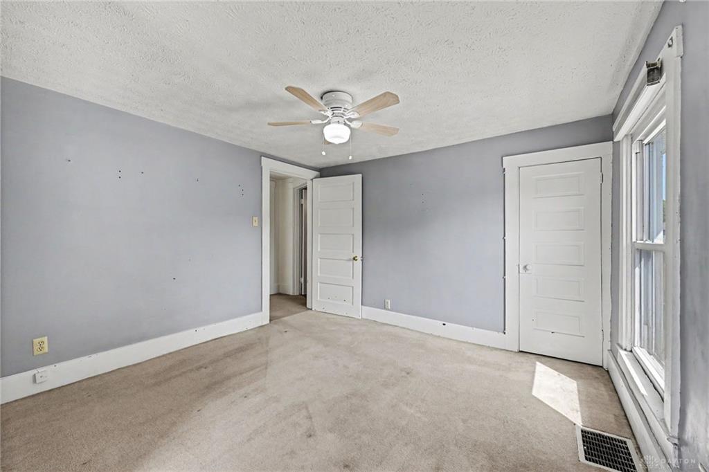 1110 Scudder Property Photo 19