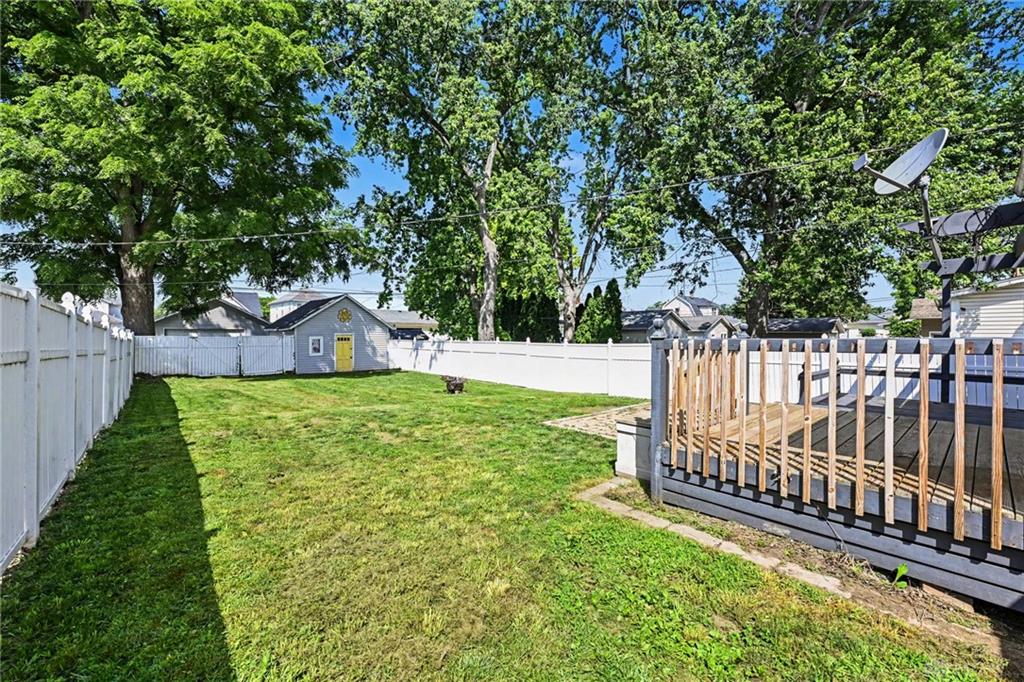 1110 Scudder Property Photo 25