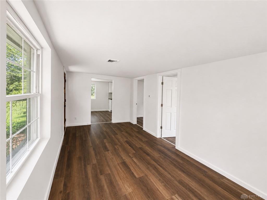 1206 Ames Property Photo 3