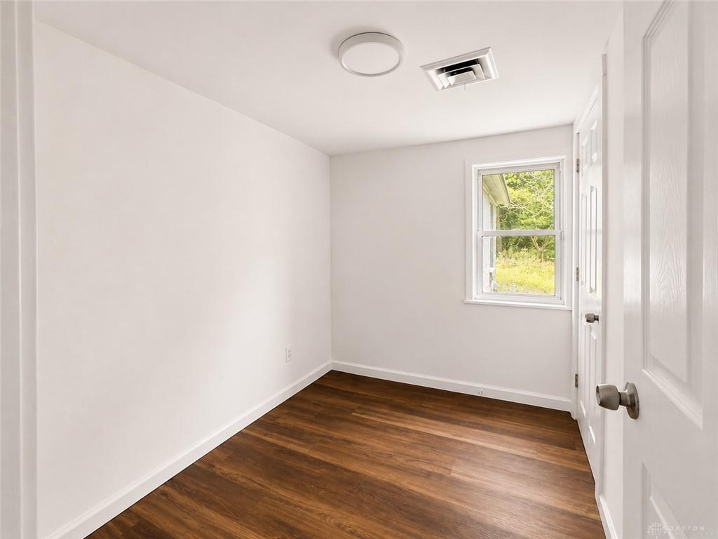 1206 Ames Property Photo 7