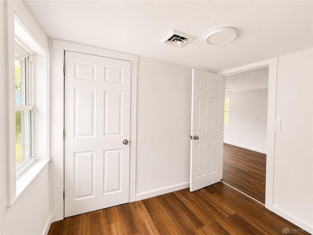 1206 Ames Property Photo 8