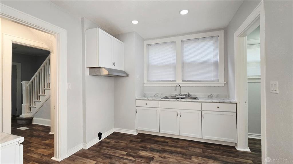 1253 Vernon Property Photo 9