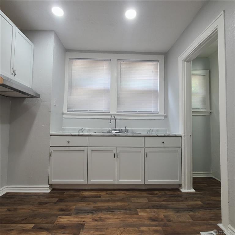 1253 Vernon Property Photo 12