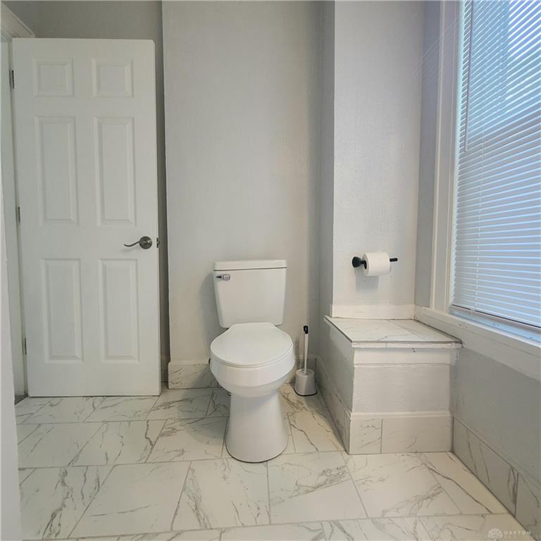 1253 Vernon Property Photo 20