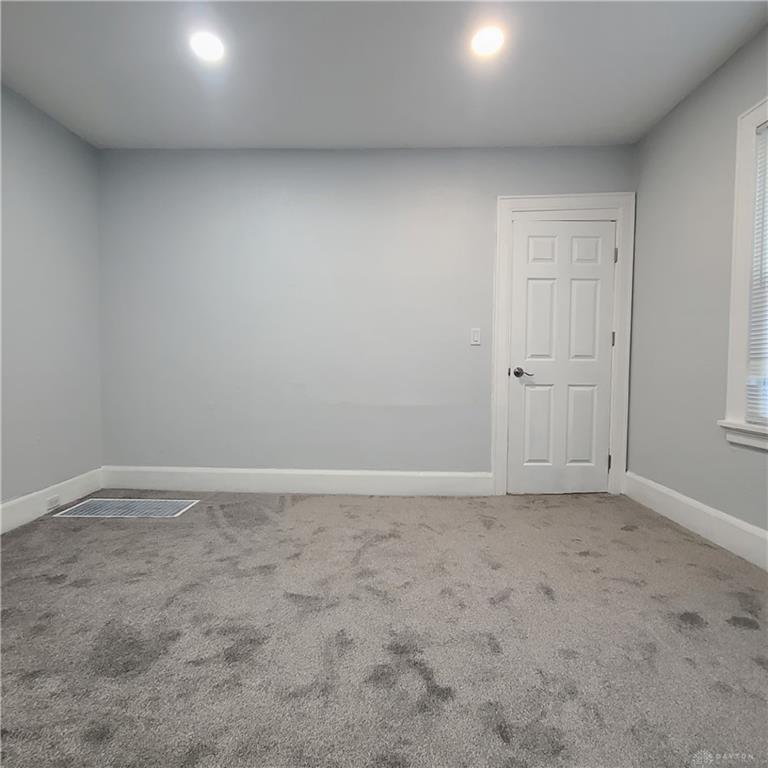 1253 Vernon Property Photo 27