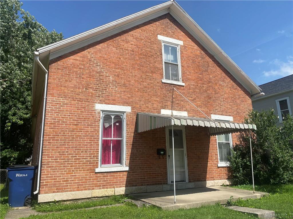 417 S Downing Property Photo 1