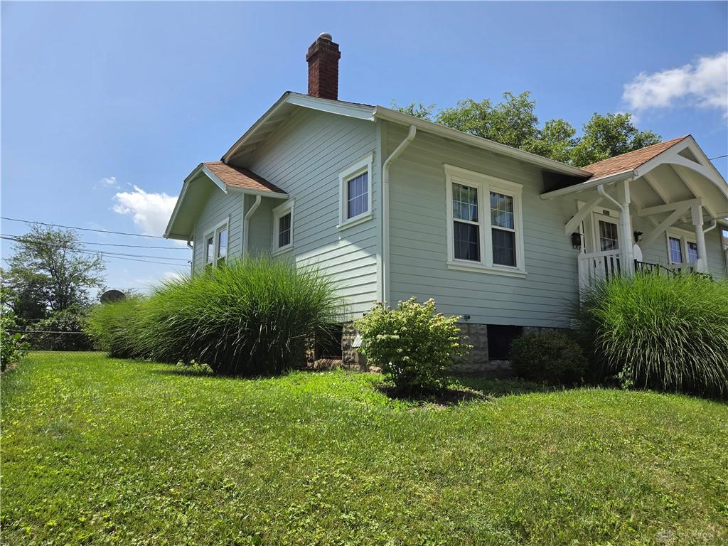 305 W First Property Photo 2