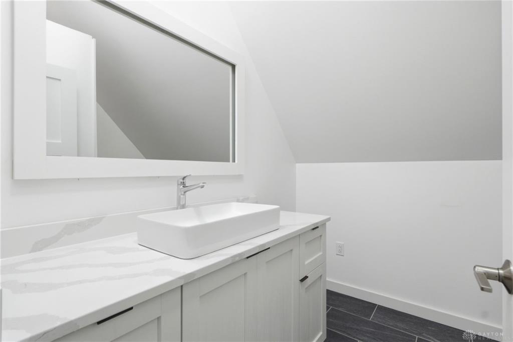 346 Corona Property Photo 24