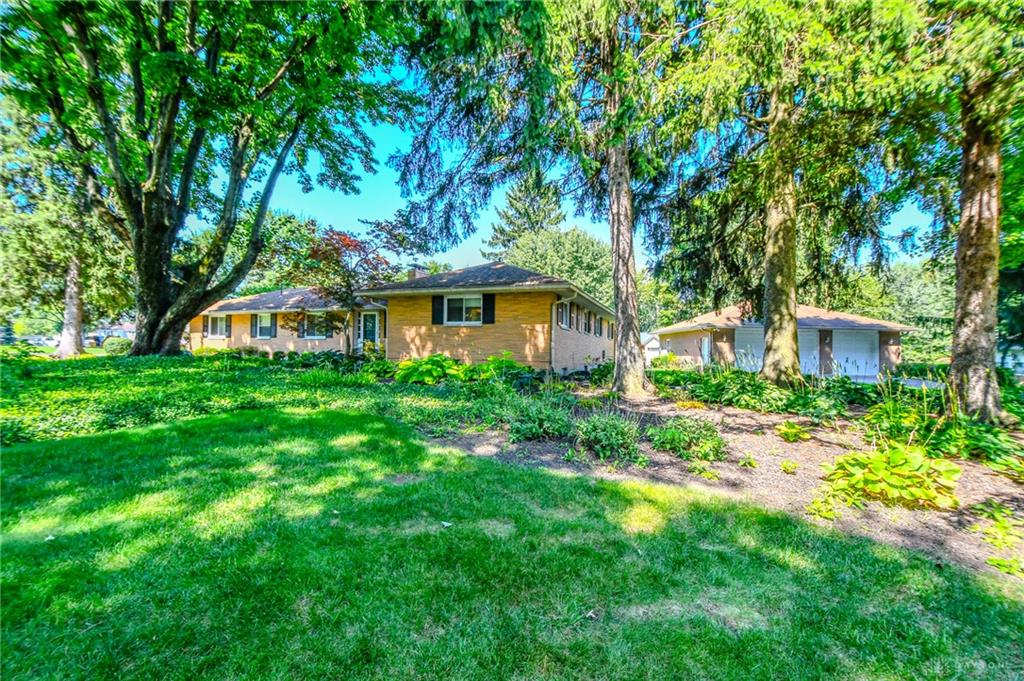101 Laurelann Property Photo 2