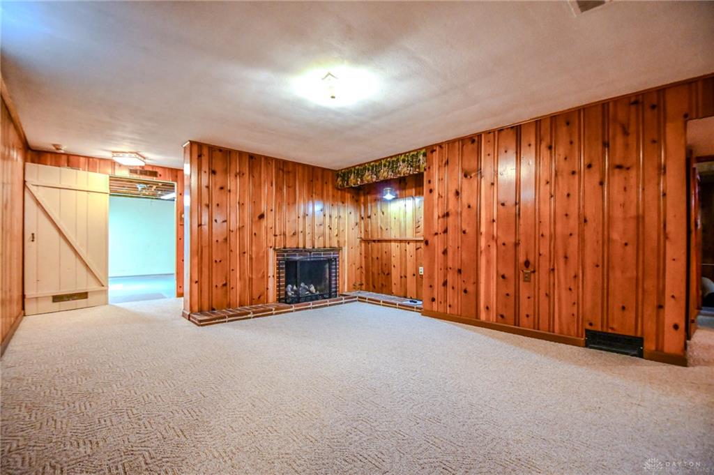 101 Laurelann Property Photo 38