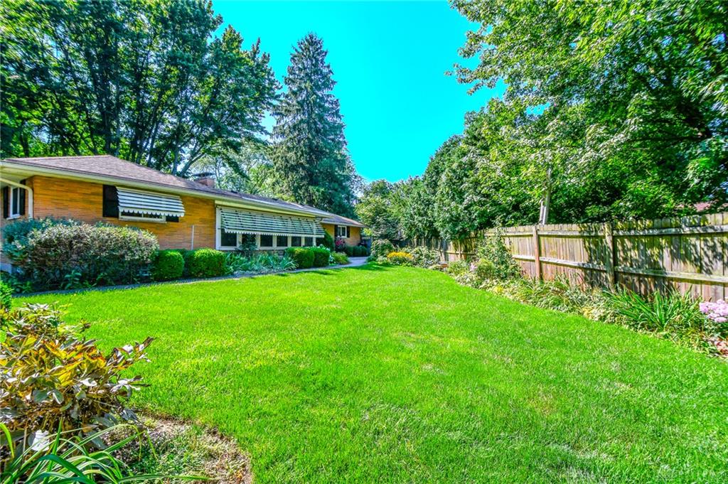 101 Laurelann Property Photo 56