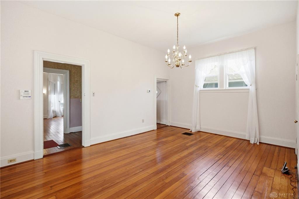 202 W 69th Property Photo 8