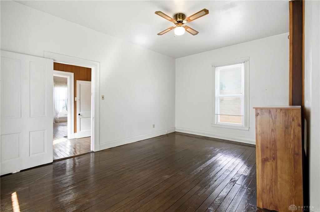 202 W 69th Property Photo 16