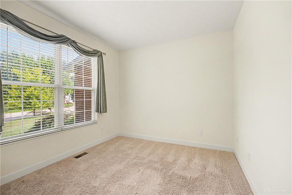 25 Clay Manor Property Photo 9