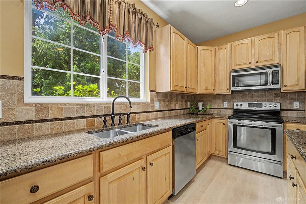 25 Clay Manor Property Photo 20