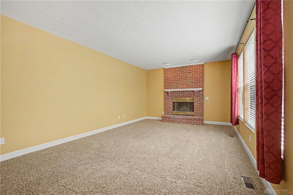 25 Clay Manor Property Photo 27