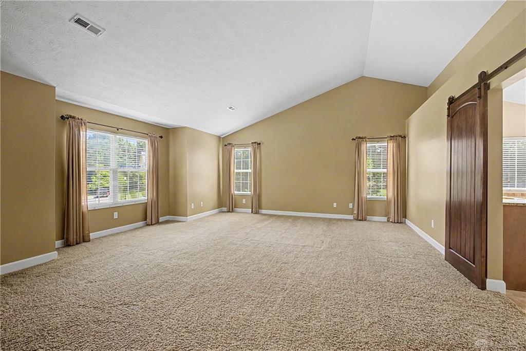 25 Clay Manor Property Photo 32