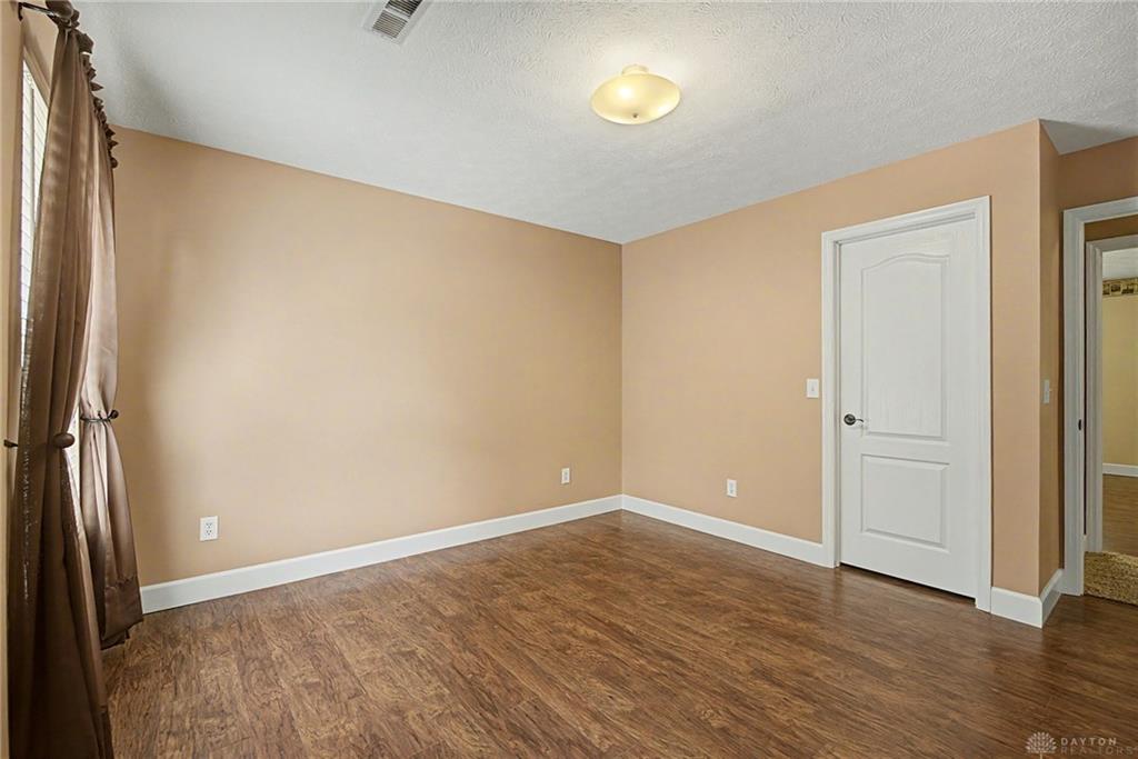 25 Clay Manor Property Photo 47