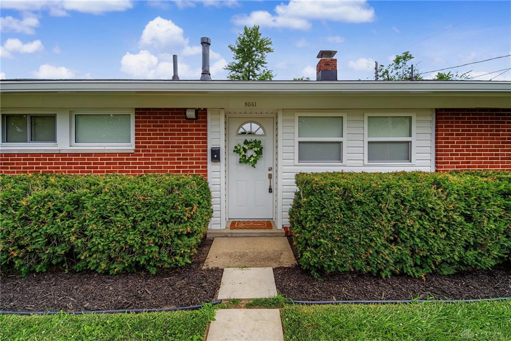 5041 Glouster Property Photo 1