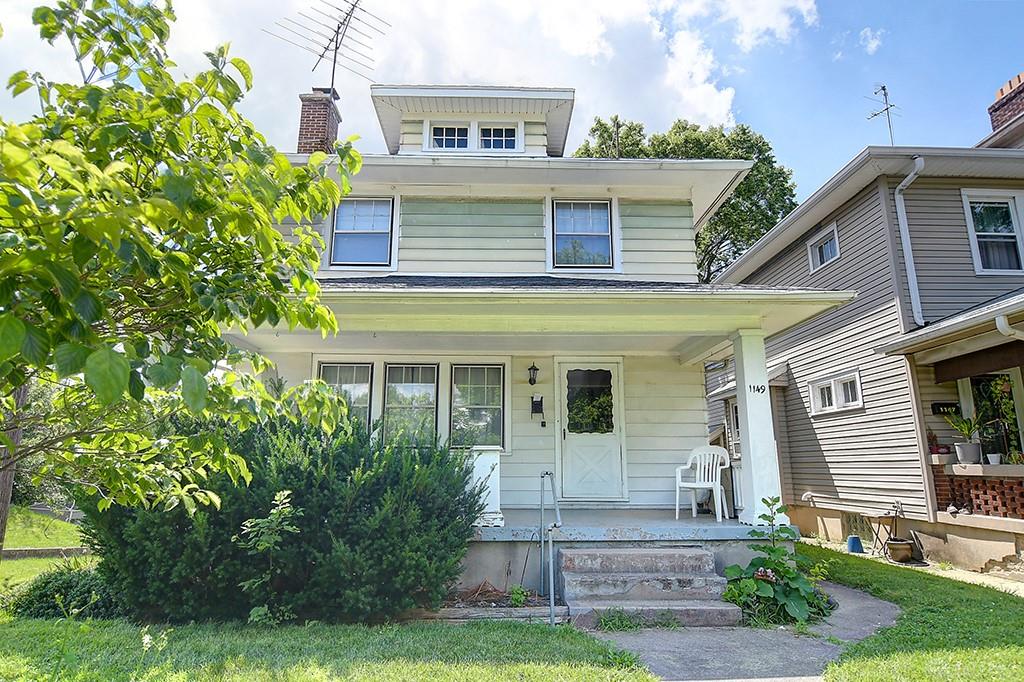 1149 Holly Property Photo 1