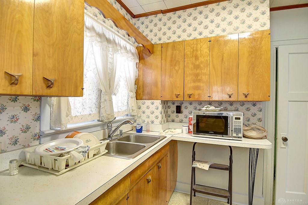 1149 Holly Property Photo 10