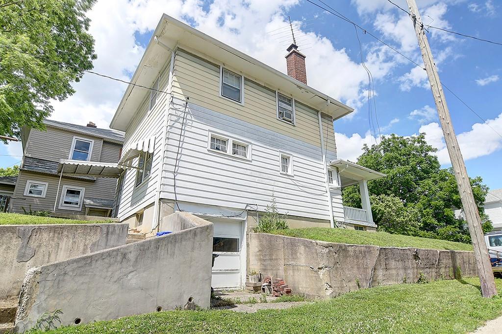 1149 Holly Property Photo 19