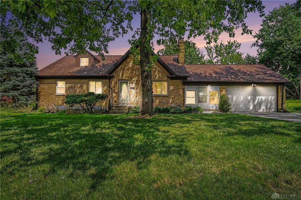 272 Maple