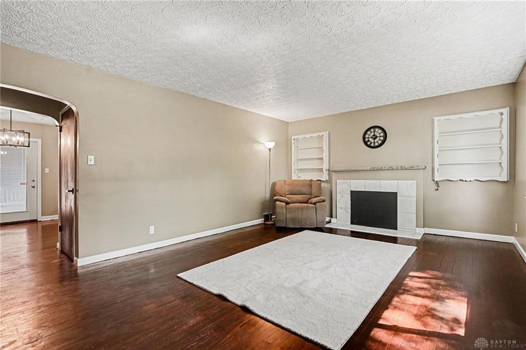 272 Maple Property Photo 6
