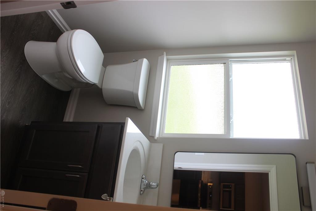 512 Campbell Property Photo 10