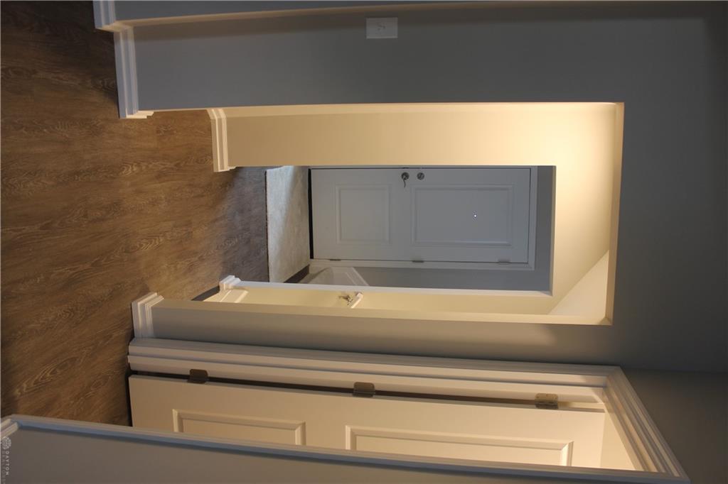 512 Campbell Property Photo 14