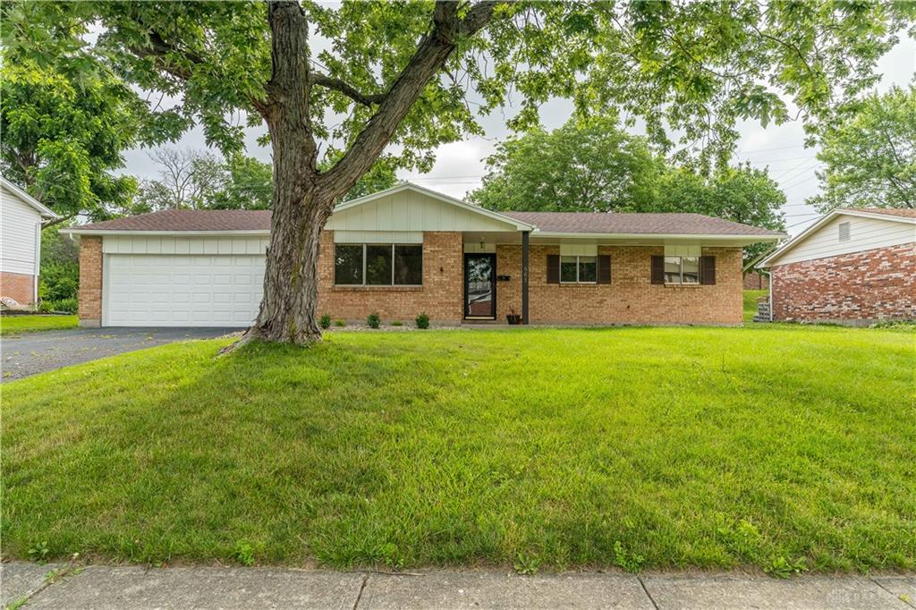 861 Kenbrook Property Photo 1