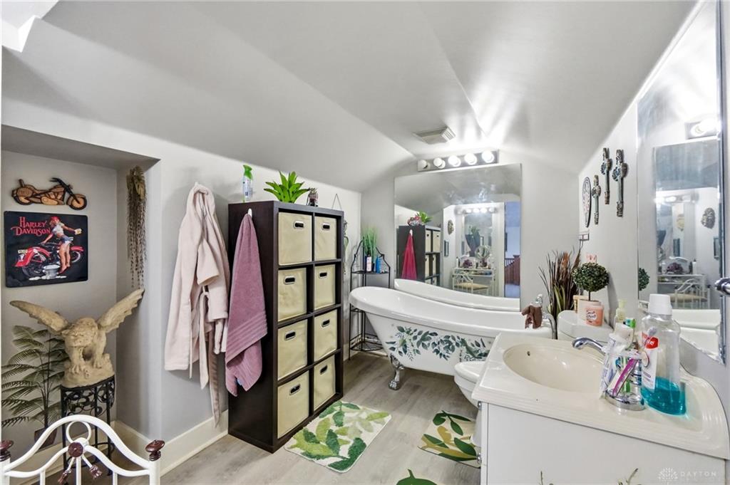 19 S 2nd Property Photo 15