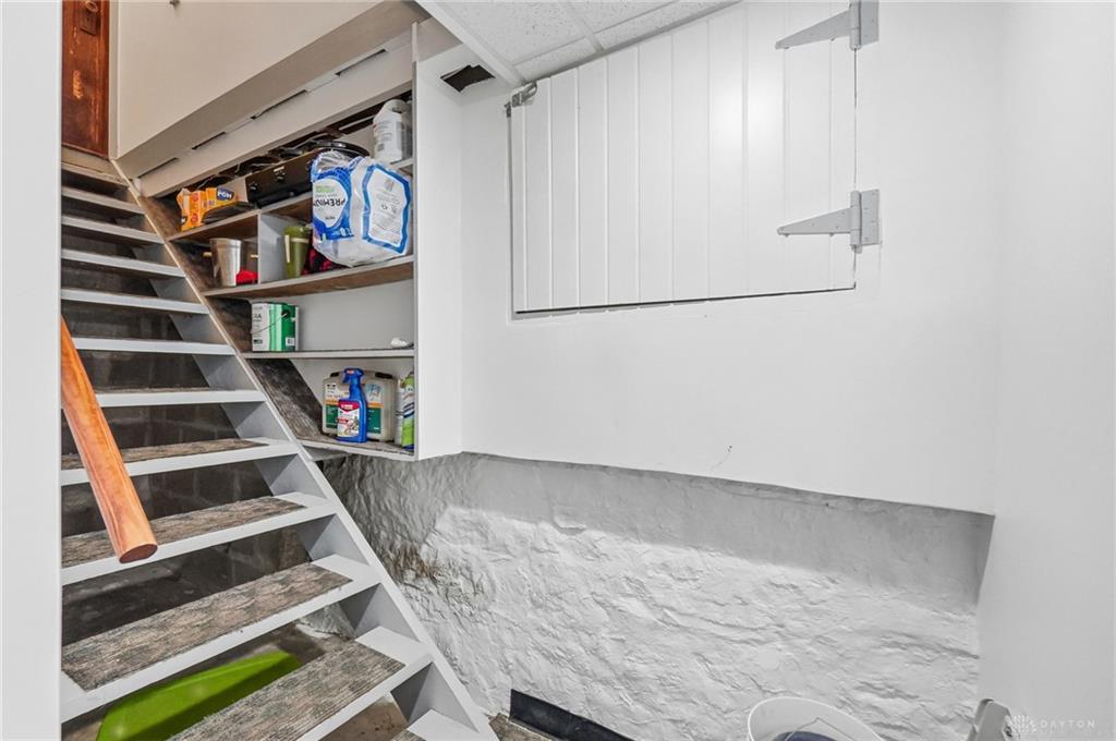 19 S 2nd Property Photo 19
