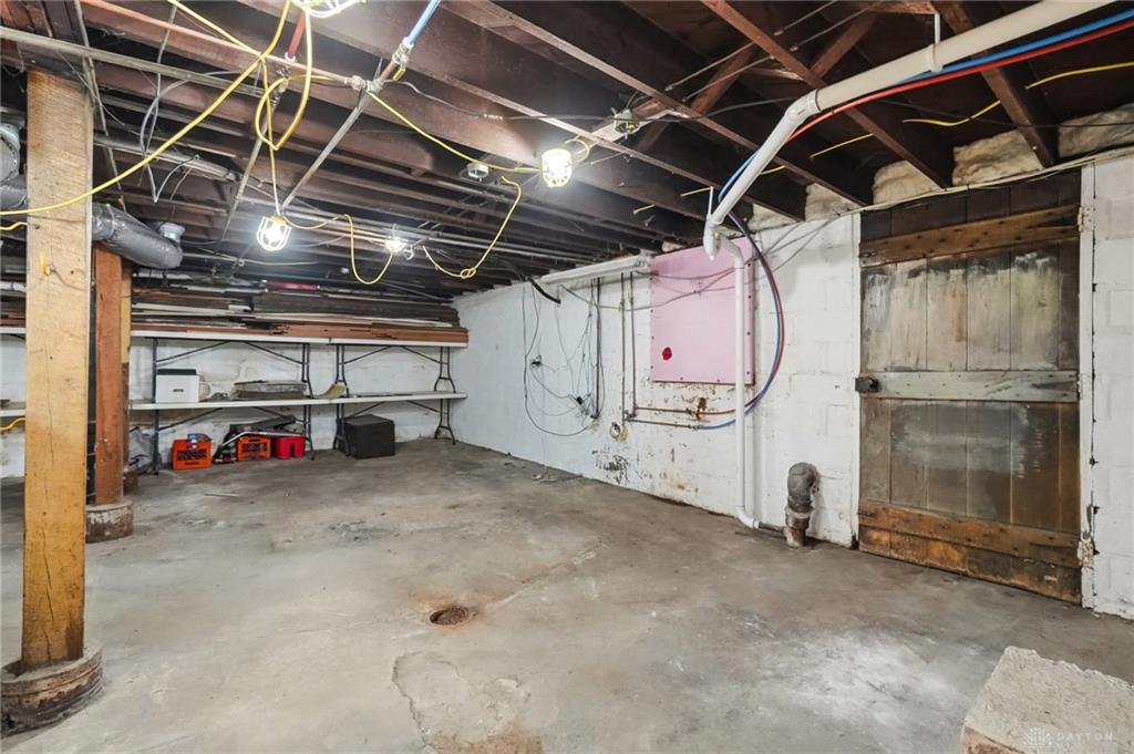 19 S 2nd Property Photo 20
