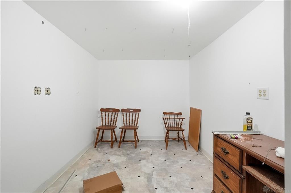 19 S 2nd Property Photo 25