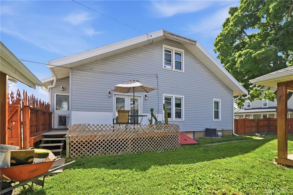 19 S 2nd Property Photo 27